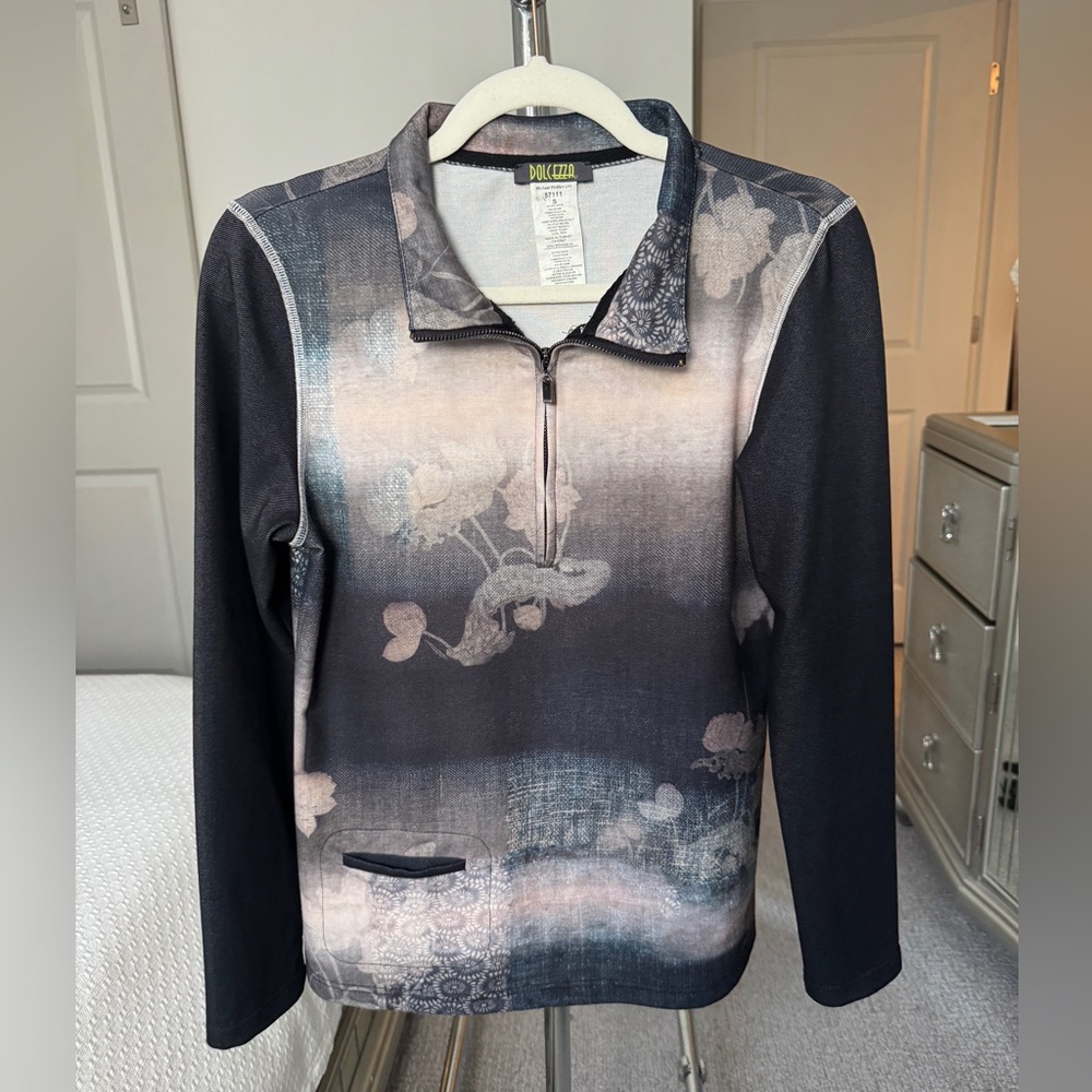 Dolcezza Black And Gray Pullover With Floral Desi… - image 1